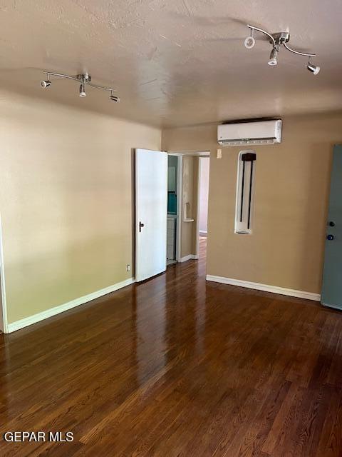 Building Photo - 4521 Cordero Way