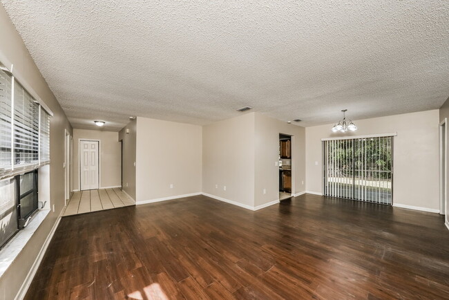 Building Photo - 1107 Widgeon Rd