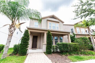 Building Photo - AVAILABLE ON 06/01 - 3 bedroom and 2.5 bat...