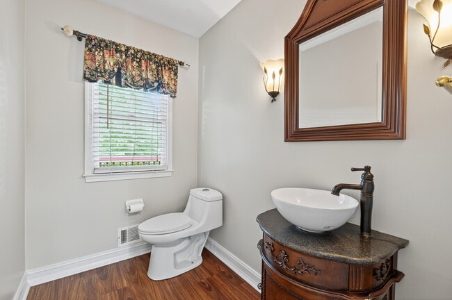 Building Photo - 3760 Peachbluff Ct