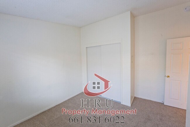 Building Photo - SW- condo 2bed-1.bath
