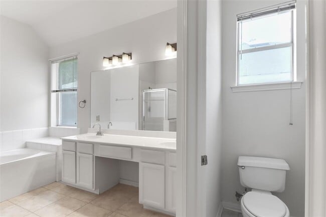 Building Photo - 8302 Cambria Dr