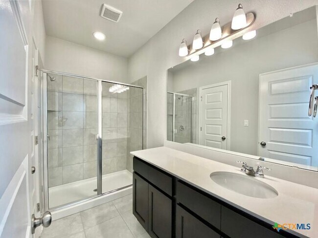 Building Photo - 2148 Pecan Island Dr