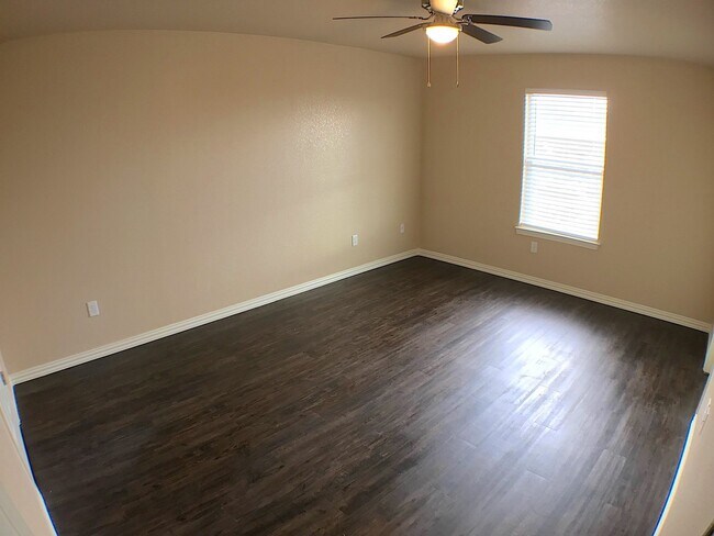 Building Photo - Northeast El Paso 4 Bed Refrig A/C