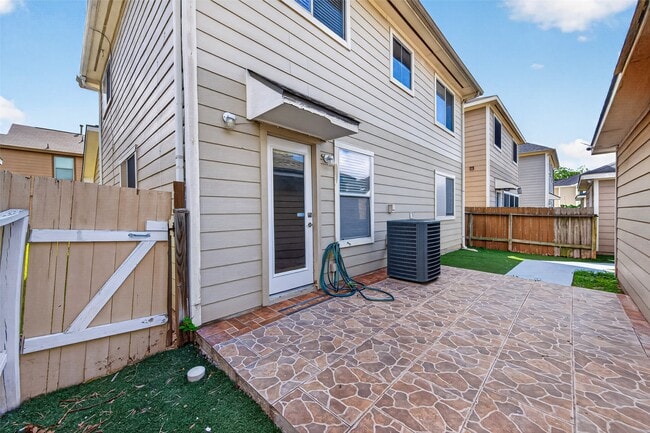 Building Photo - 1229 Verde Trails Dr