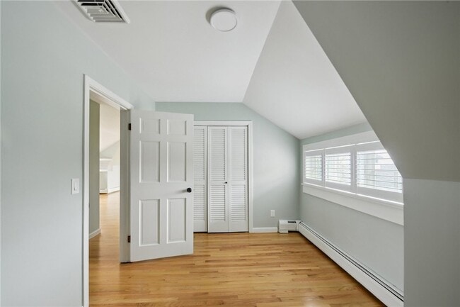 Building Photo - 450 Ocean Rd