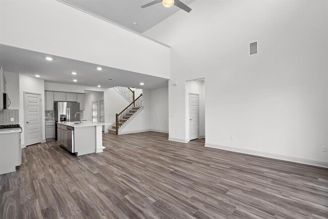 Building Photo - 16508 Coratina Dr