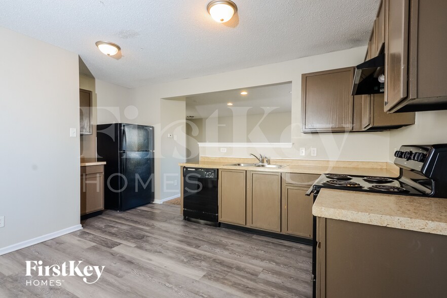 Building Photo - 8842 Cardinal Flower Ln