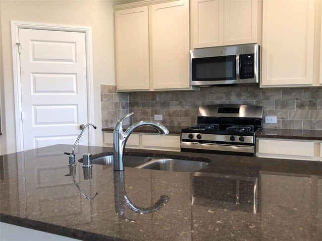 Building Photo - 3822 Supremes Trail