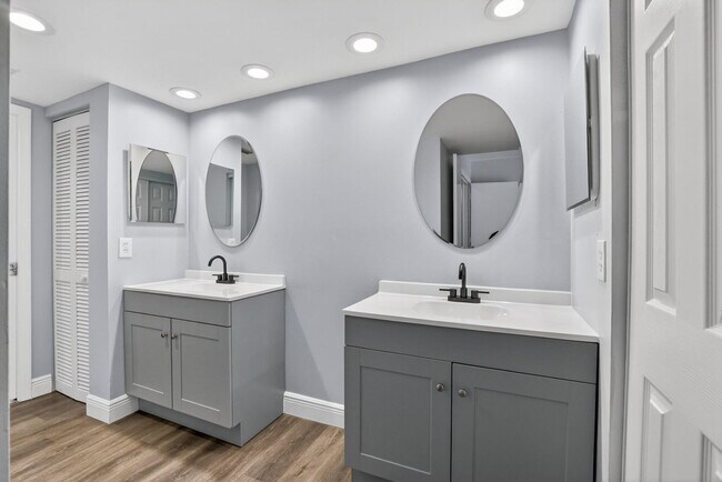 Building Photo - 22847 Ironwedge Dr