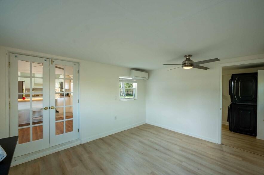 Building Photo - 1216 10th St N