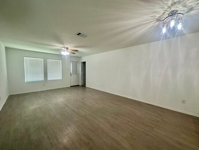 Building Photo - 3 BED 2 BATH NEW BUILD IN JARRELL TX!!!