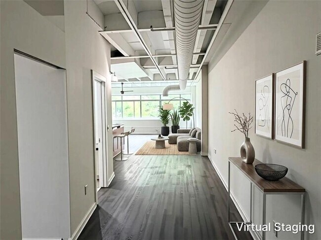 Building Photo - 805 Peachtree St NE