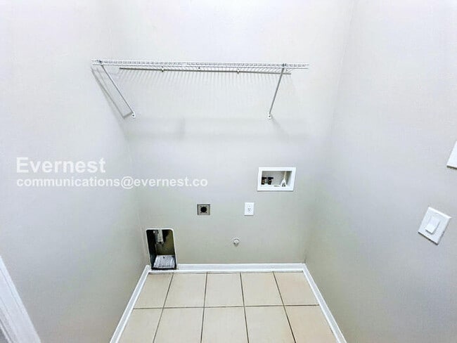 Building Photo - 7709 Armonk Ln