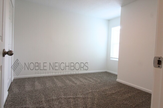 Building Photo - 5437 Tellaro Ln
