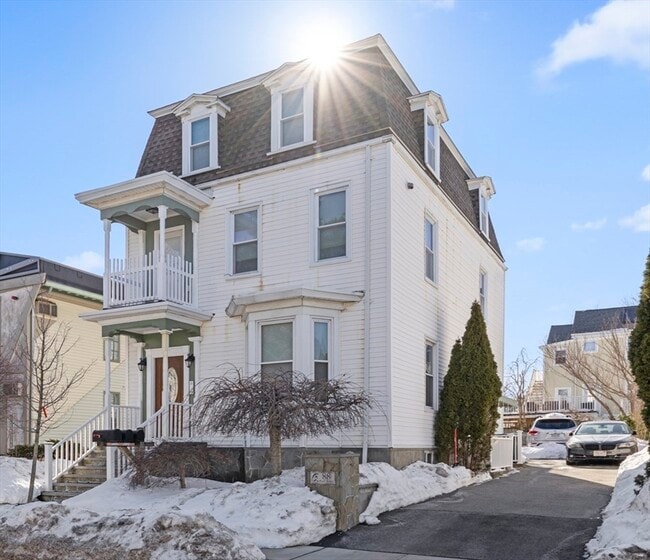 Building Photo - 88 Pearl St