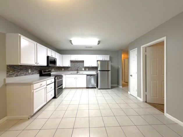 Building Photo - 4340 Forest Point Dr