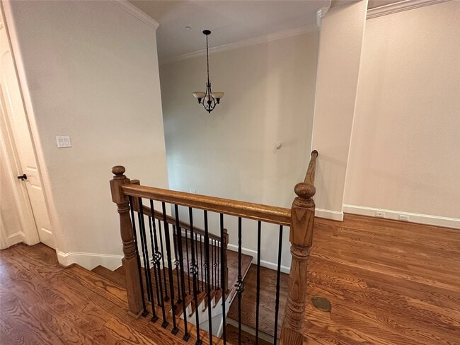 Building Photo - 6353 Richmond Ave.