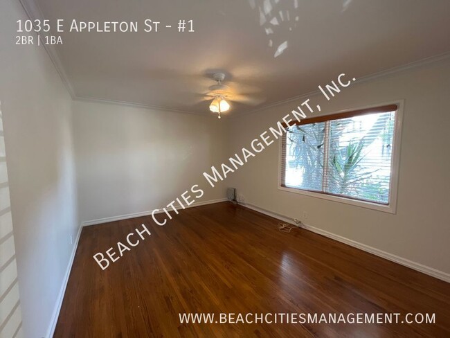 Building Photo - Updated Two Bedroom, One Bath Condo in Ala...