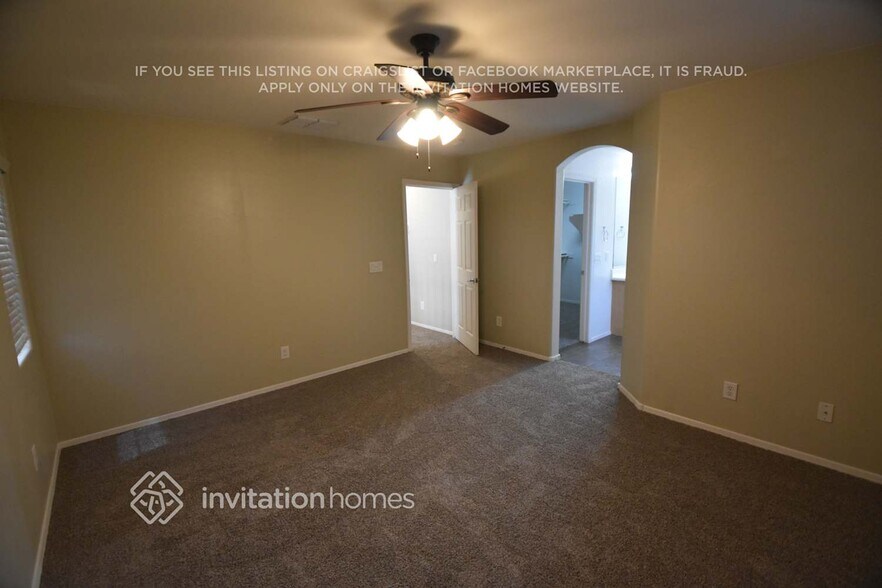 Building Photo - 445 N Citrus Ln