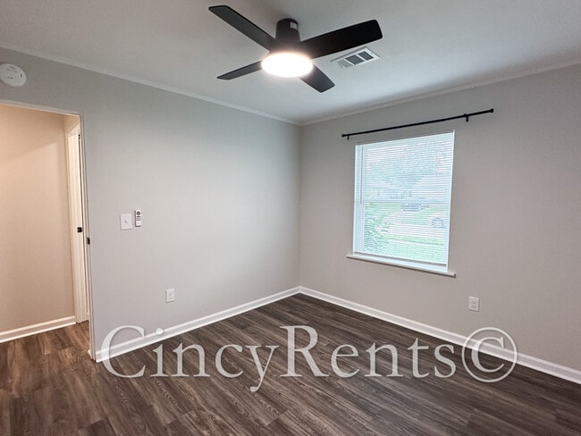 Building Photo - 988 Stratford Pl