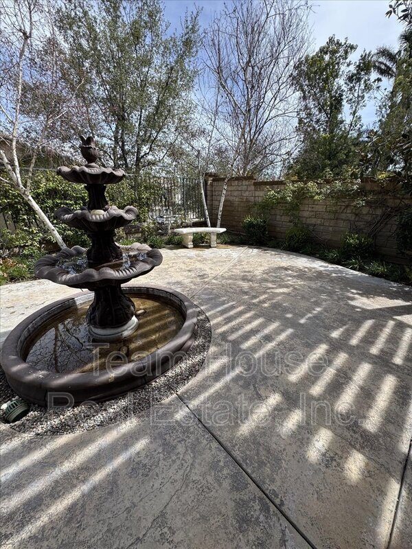 Building Photo - 26734 Via Bellazza