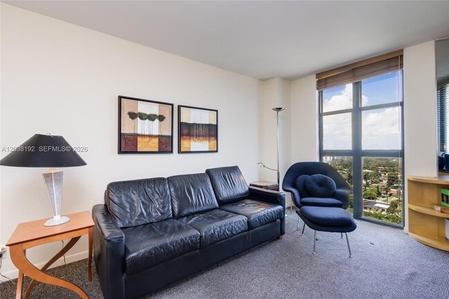 Building Photo - 4000 Towerside Terrace