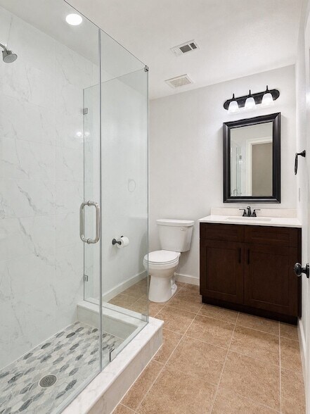 Building Photo - 1501 Toucan Dr