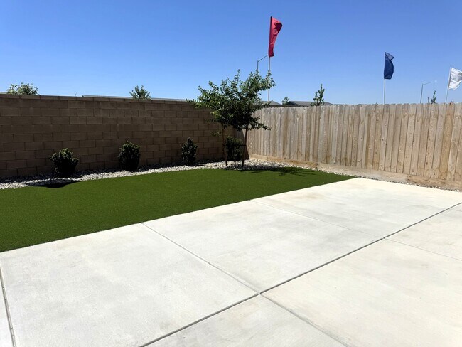 Building Photo - 2040 N Brindac Ln