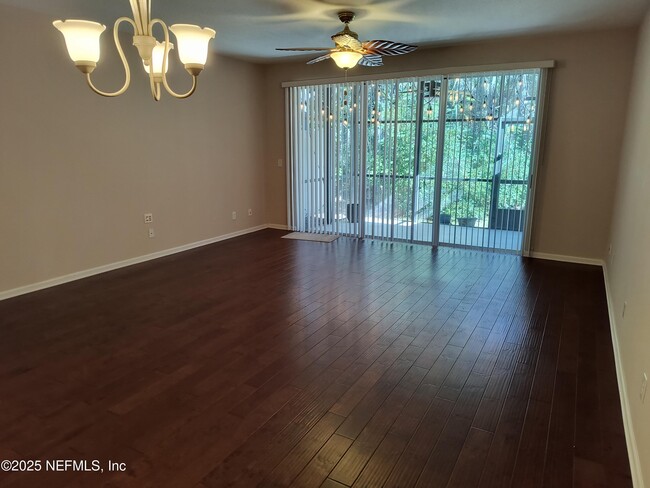 Building Photo - 3253 Climbing Ivy Trail