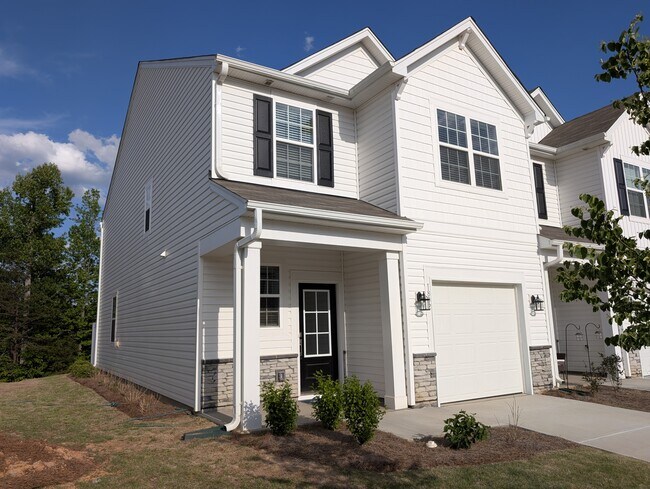 Building Photo - 1802 Pheasant Trce Cir