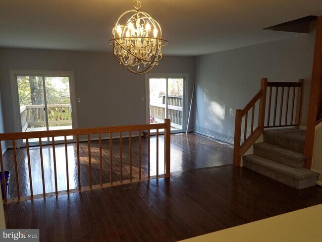 Building Photo - 9663 Horsham Dr