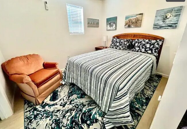 Primary Photo - Charming 1 bedroom/1 bathroom backhouse | ...