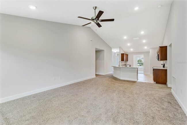 Building Photo - 430 Big Sioux Ct