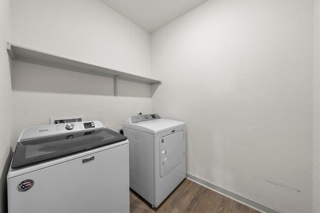 Building Photo - 13900 Mcarthur Dr