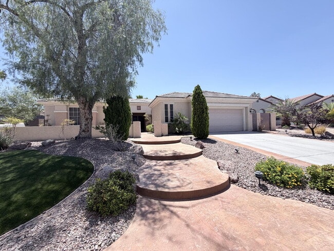 Building Photo - Sun City Anthem Single-Story with Private Pool, Spa & Courtyard