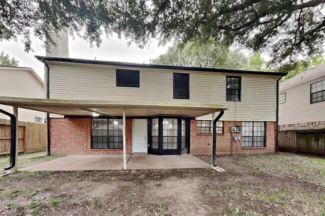 Building Photo - 3323 Colonel Ct Dr