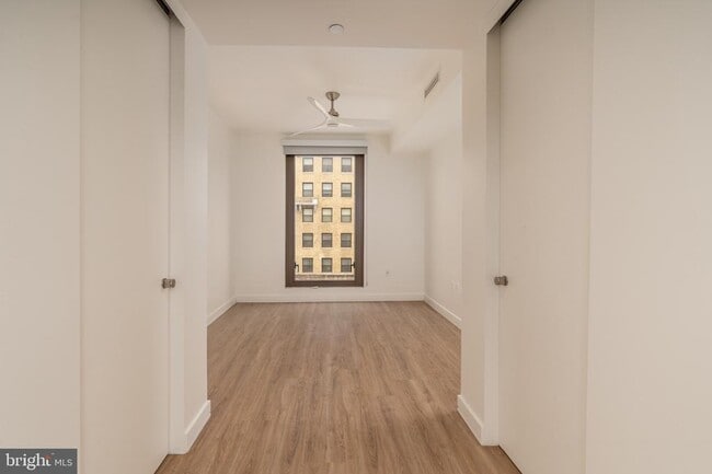 Building Photo - 1630 Columbia Rd NW