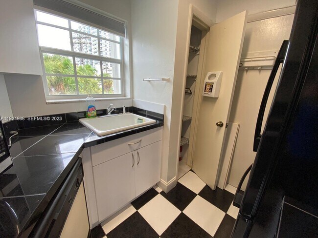 Building Photo - 1800 79th Street Causeway