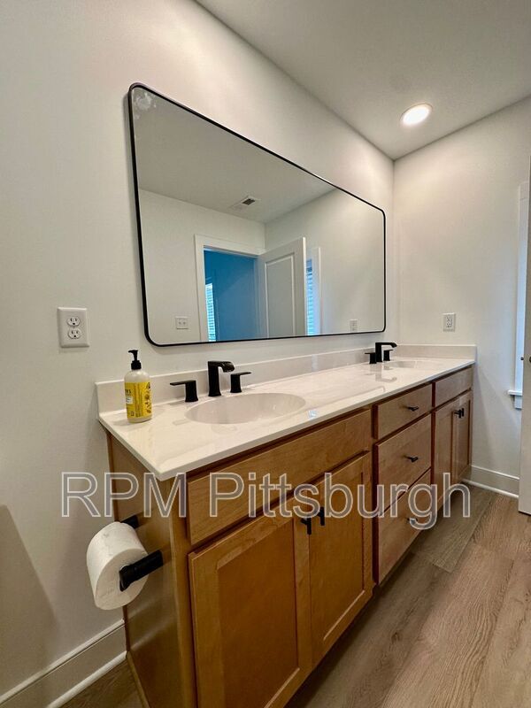 Building Photo - 4004 Windsfield Wy