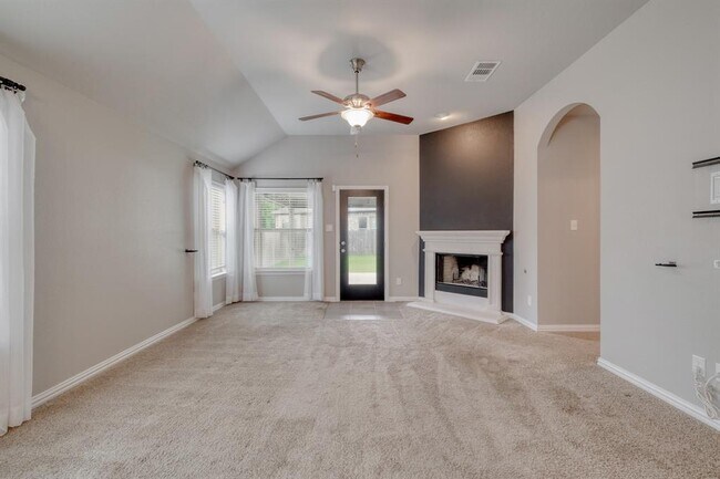 Building Photo - 21312 Windmill Ranch Ave