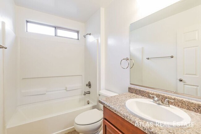 Building Photo - 4133 E Shadow Branch Dr