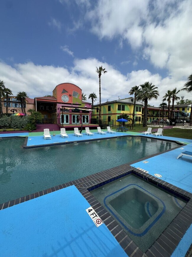 Interior Photo - Metropolis