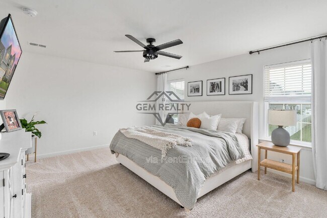 Building Photo - 7812 Bexley Ln