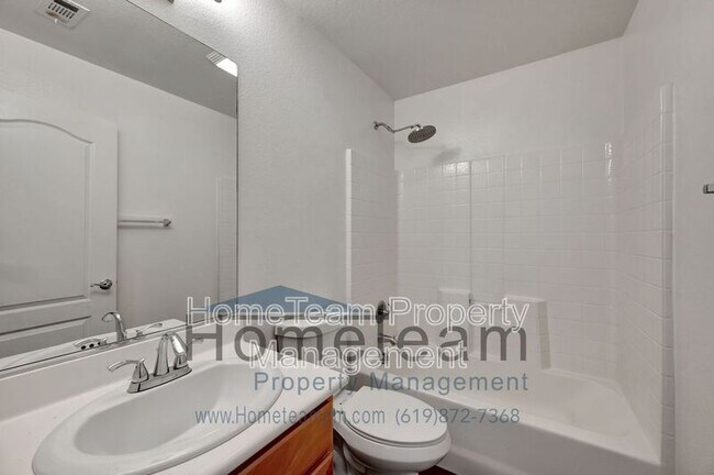 Building Photo - 263 Aventura Dr