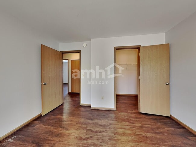 Building Photo - 21827 W Judith Ct