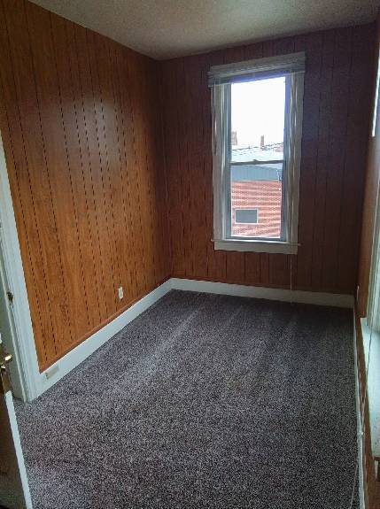 Building Photo - Apartment For Rent