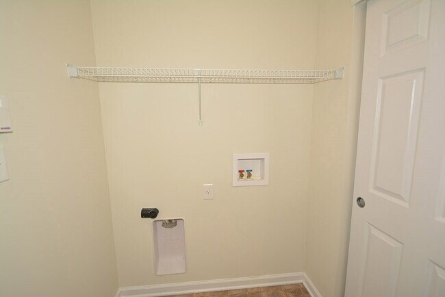 Building Photo - 13172 S Elster Way