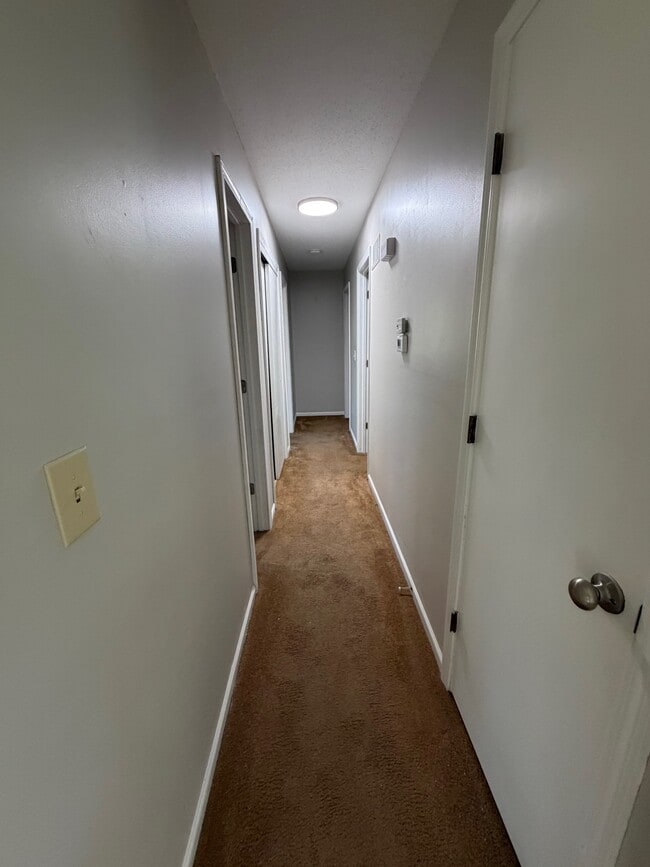 Building Photo - 1426 Northfield Park Blvd