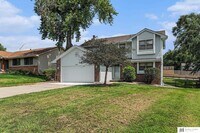 Building Photo - 1611 S 168th Ave